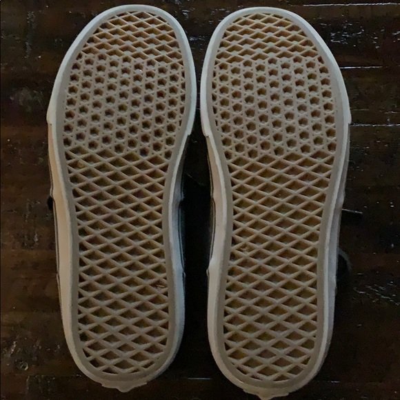 Vans - Picture 5 of 5